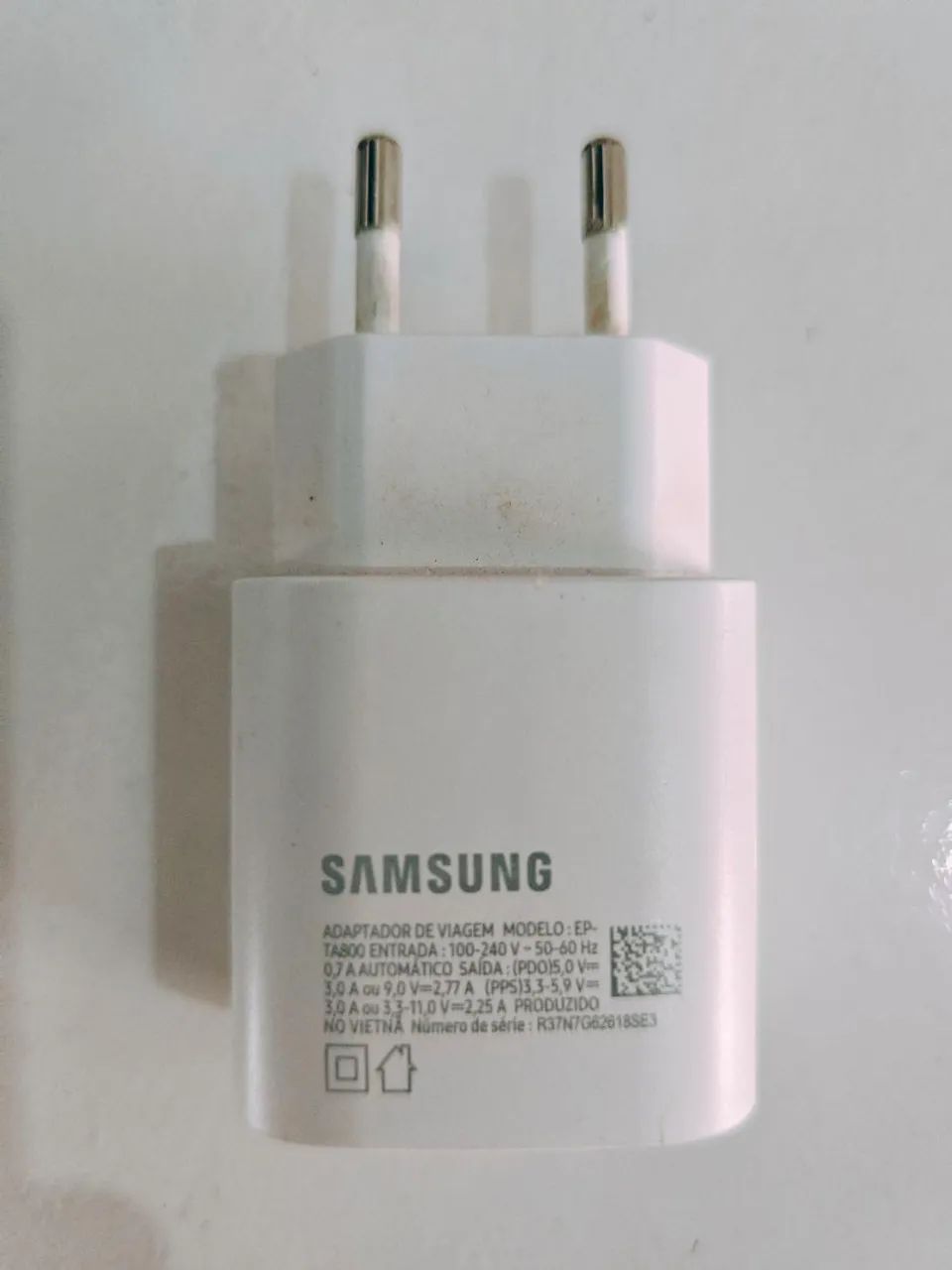 Carregador de celular Samsung. Original. Bem conservado!!!!