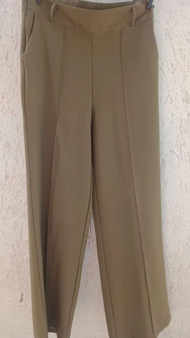 Calça verde militar cintura alta 