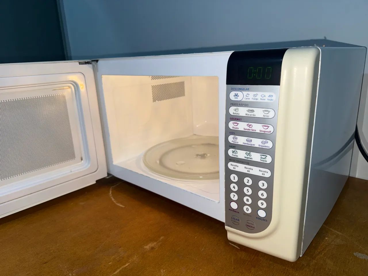 Micro-ondas ótimo estado 