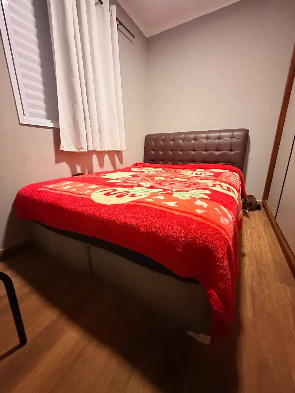 CAMA QUEEN + COLCHÃO DE MOLAS ENSACADAS + CABECEIRA ? R$ 650 - Foto 4