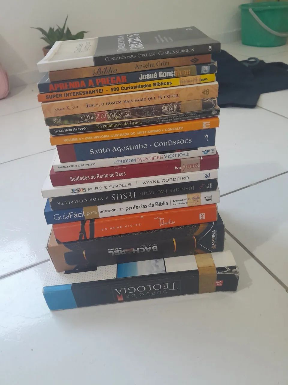 Bazar de livros - Foto 2