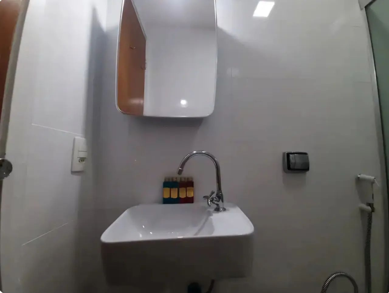 Quarto mobiliado na Asa Norte