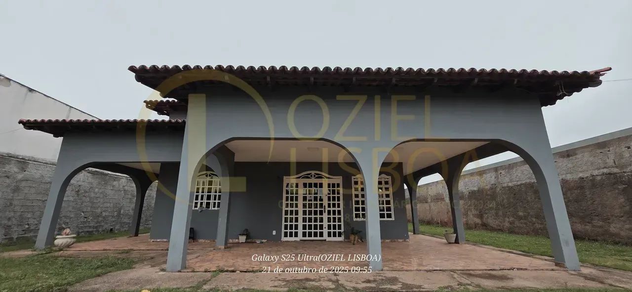 CASA NA LAJE COM 5 QUARTOS EM (LOTE DE 920m² PoDE DIVIDIR SE QUISER) CONDOMÍNIO RUA 10 VIC