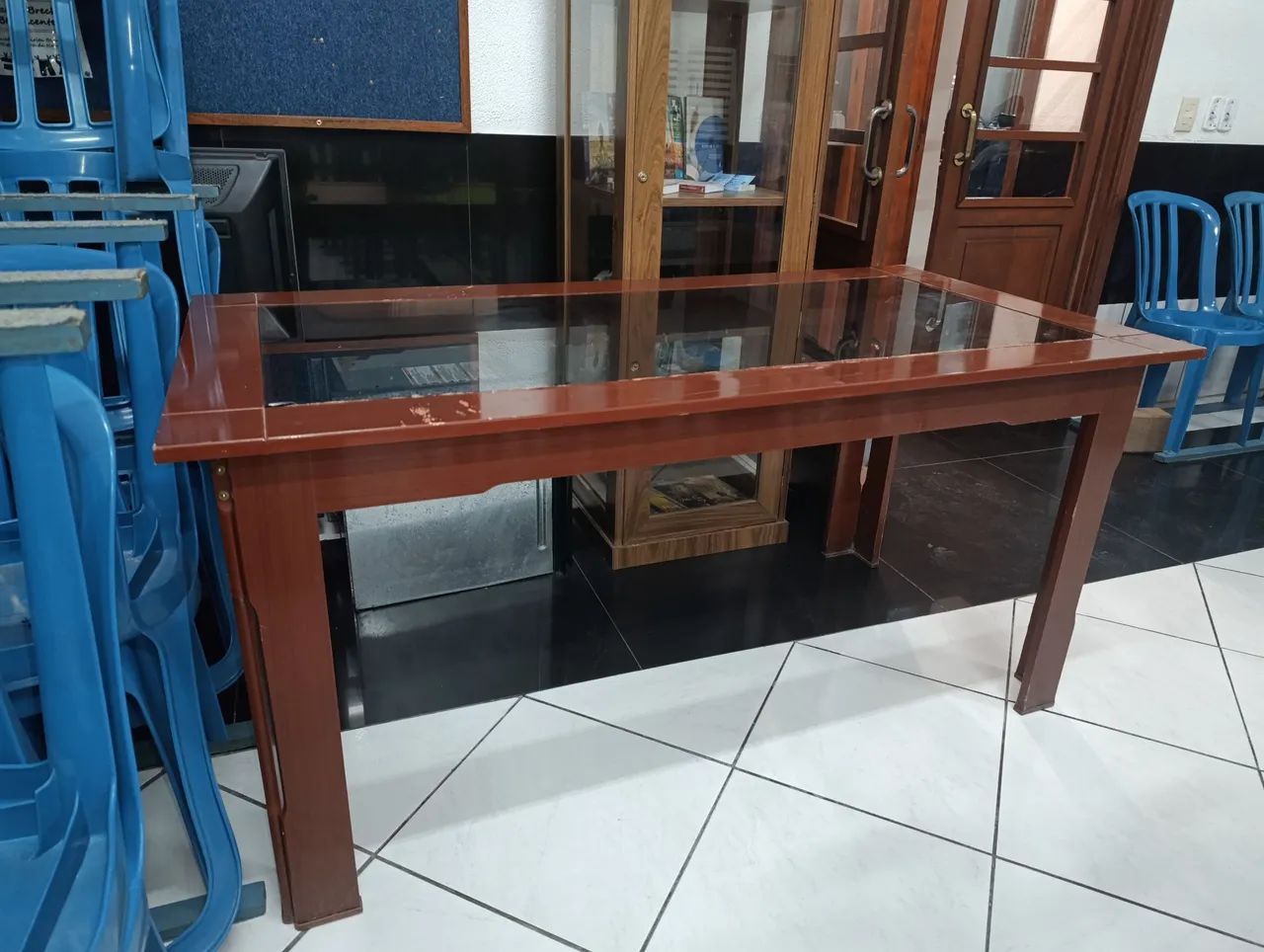 Mesa de Jantar Mogno - Foto 2