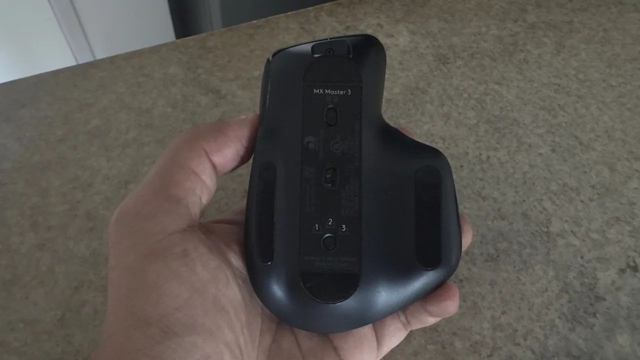 Mouse Logitech MX Master 3 - Foto 2
