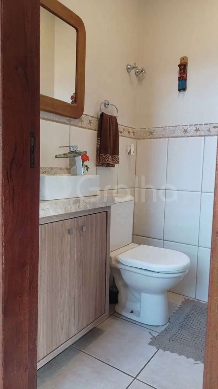 Casa de 176m² com 3 dormitorios na Armação. - Foto 4