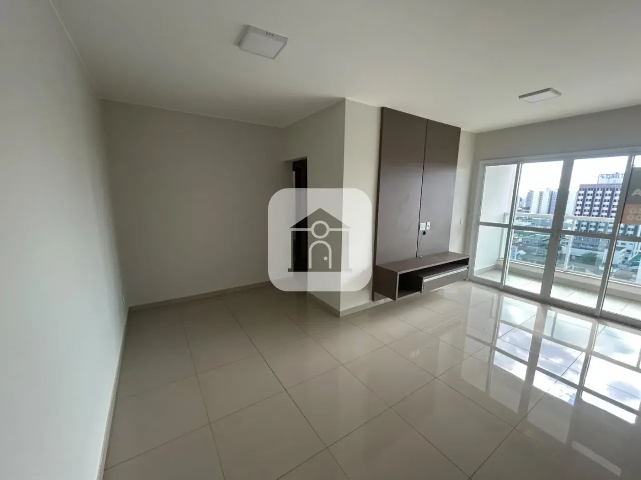 Apartamento com 69m² para locação no bairro Centro - Foto 2