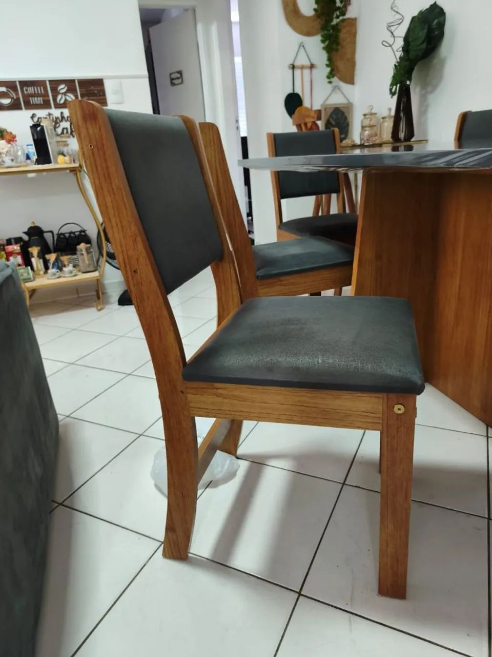 Mesa de Jantar 6 cadeiras NOVA - Foto 4