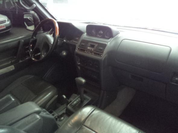 Pajero Gls 3.5 V6 Automatica 4x4 7 Lugares 1999 Prata Confira - Foto 4