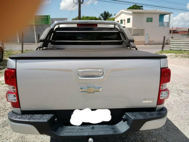 Vendo camionete S10 Flex 4x2 manual ano 13/14 com 105 mil km rodado.