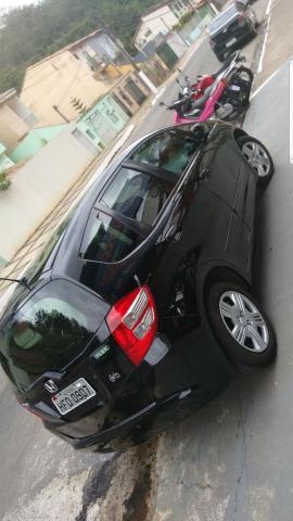 Honda fit muito novo
