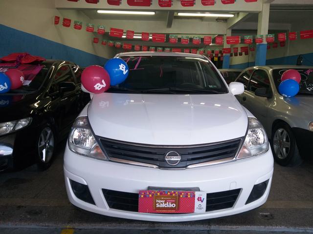 Nissan Tiida 2011 1.8 completo