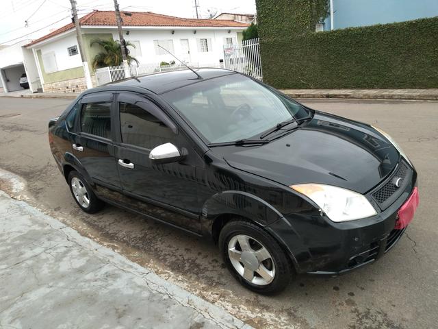 Forde fiesta sedan