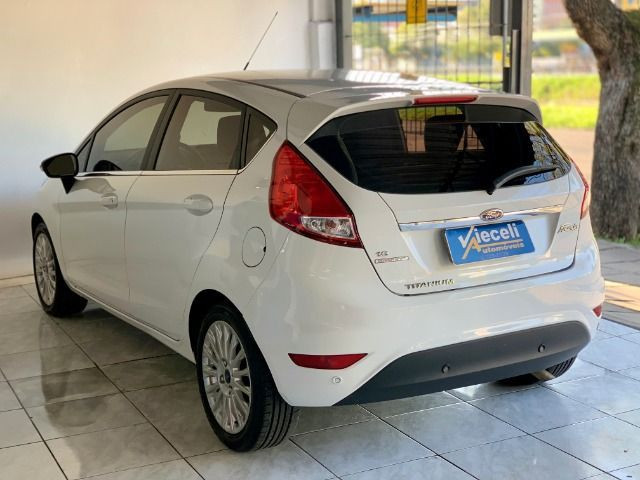 Ford Fiesta Hatch Titanium 1.6 automático 2015, apenas 45.000km, Único dono - Foto 7