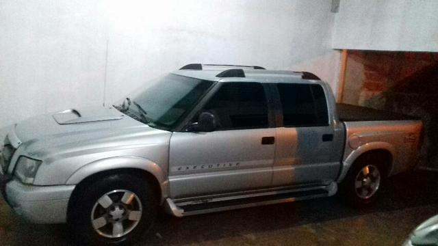 S10 executiva conpletona impecável 2009 2009 pra pessoas exigente 42mil