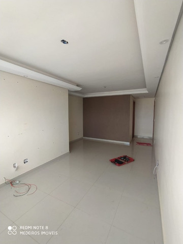 Ágio de apartamento de 75m² com 3qts, 1 suite e fino acabamento-todo no porcelanato ! - Foto 4