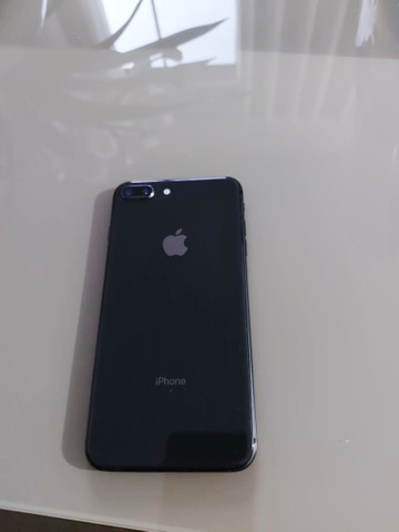 IPhone 8 Plus