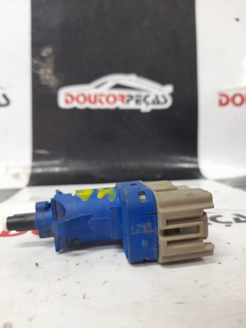 Interruptor Luz De Freio Ford Ka PA6-GF30 - Foto 2
