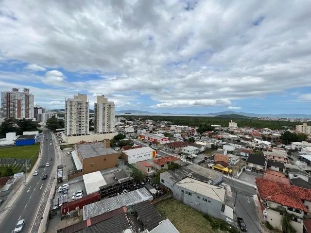 Vendo Cobertura no centro de Palhoça-SC  próximo a BR 101- 100% mobiliada. - Foto 3