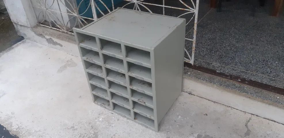 Escaninho nicho de metal 18 vãos caixa de correio de condomínio organizador