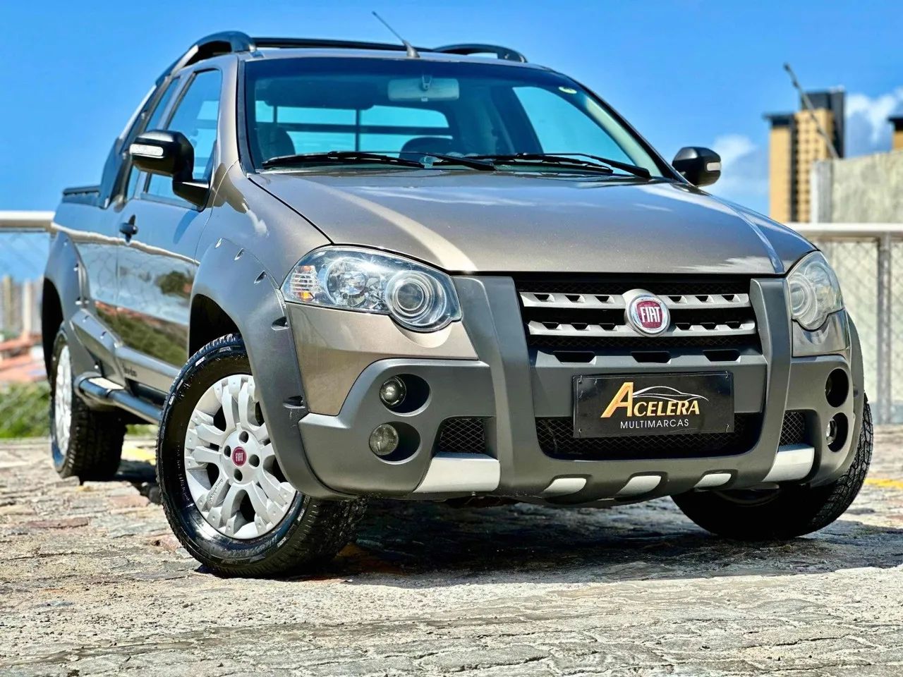 FIAT STRADA 2009 Usados e Novos
