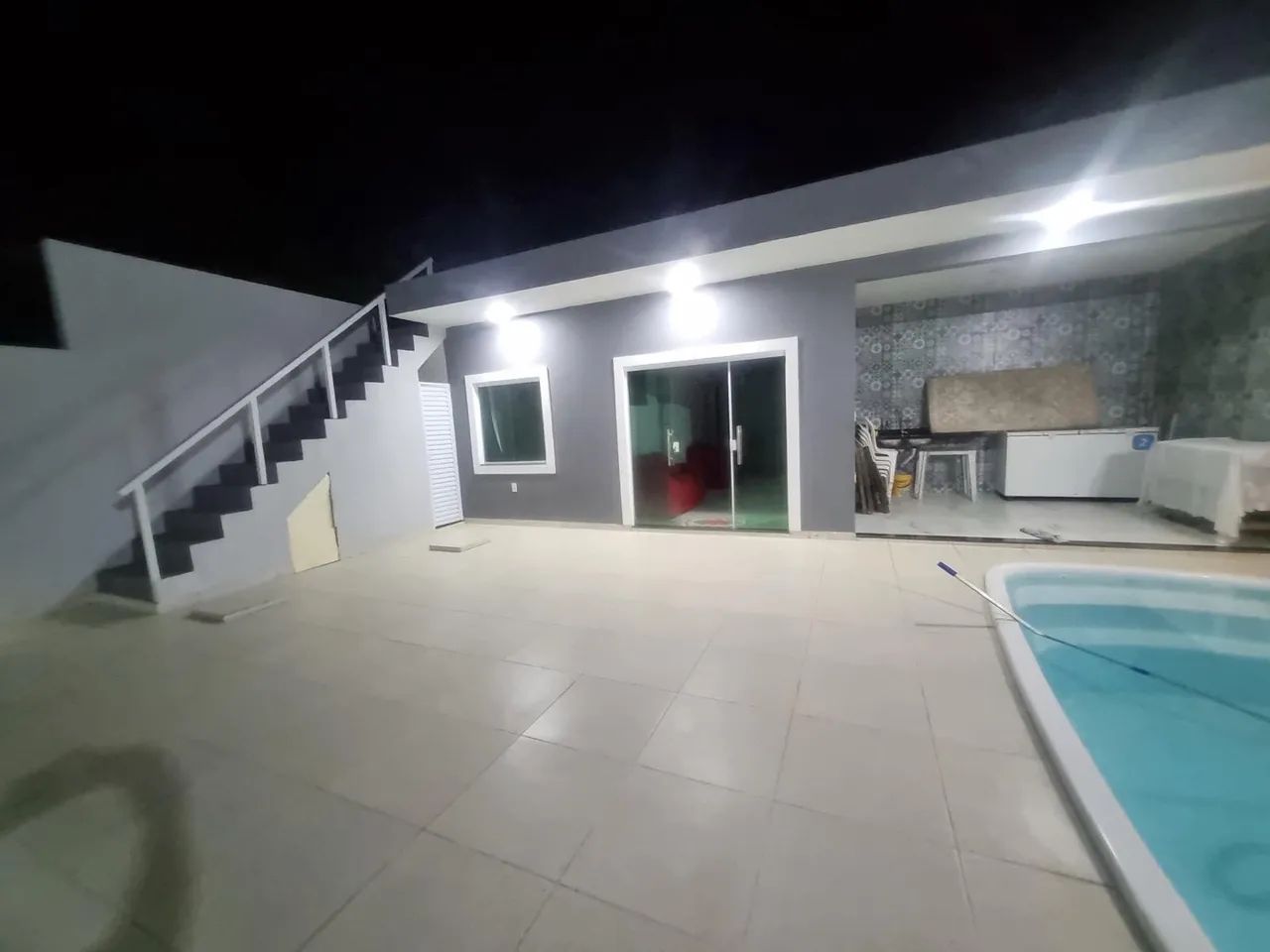Alugo casa 4/4 com piscina na frente de Itacimirim