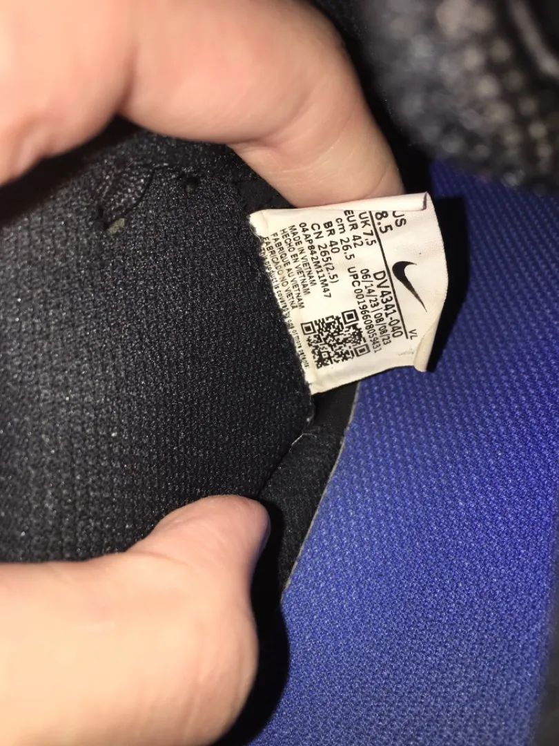 Chuteira futsal Nike Tiempo 10 Academy - Preta  - Foto 6