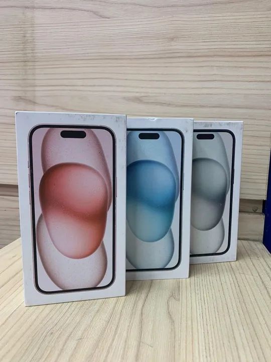 iPhone 15 novo e lacrado