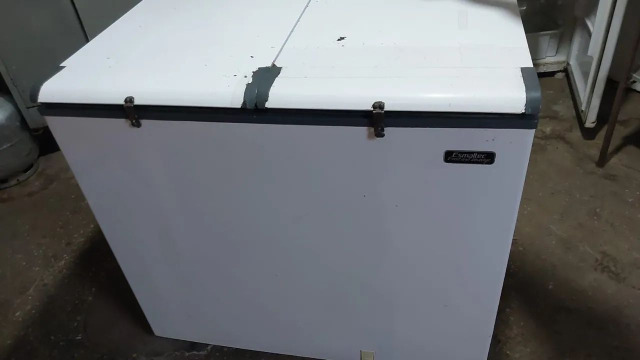 Freezer Horizontal Esmaltec 468 Litros - Foto 2