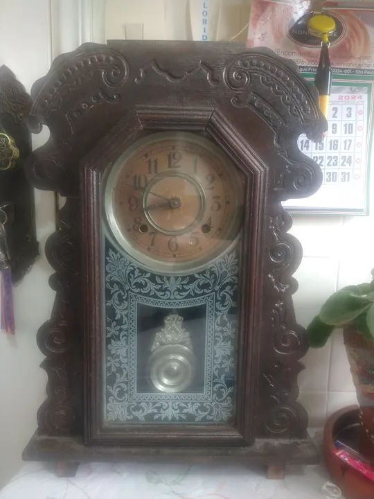 Relógio de Parede Antigo de Madeira - Foto 3