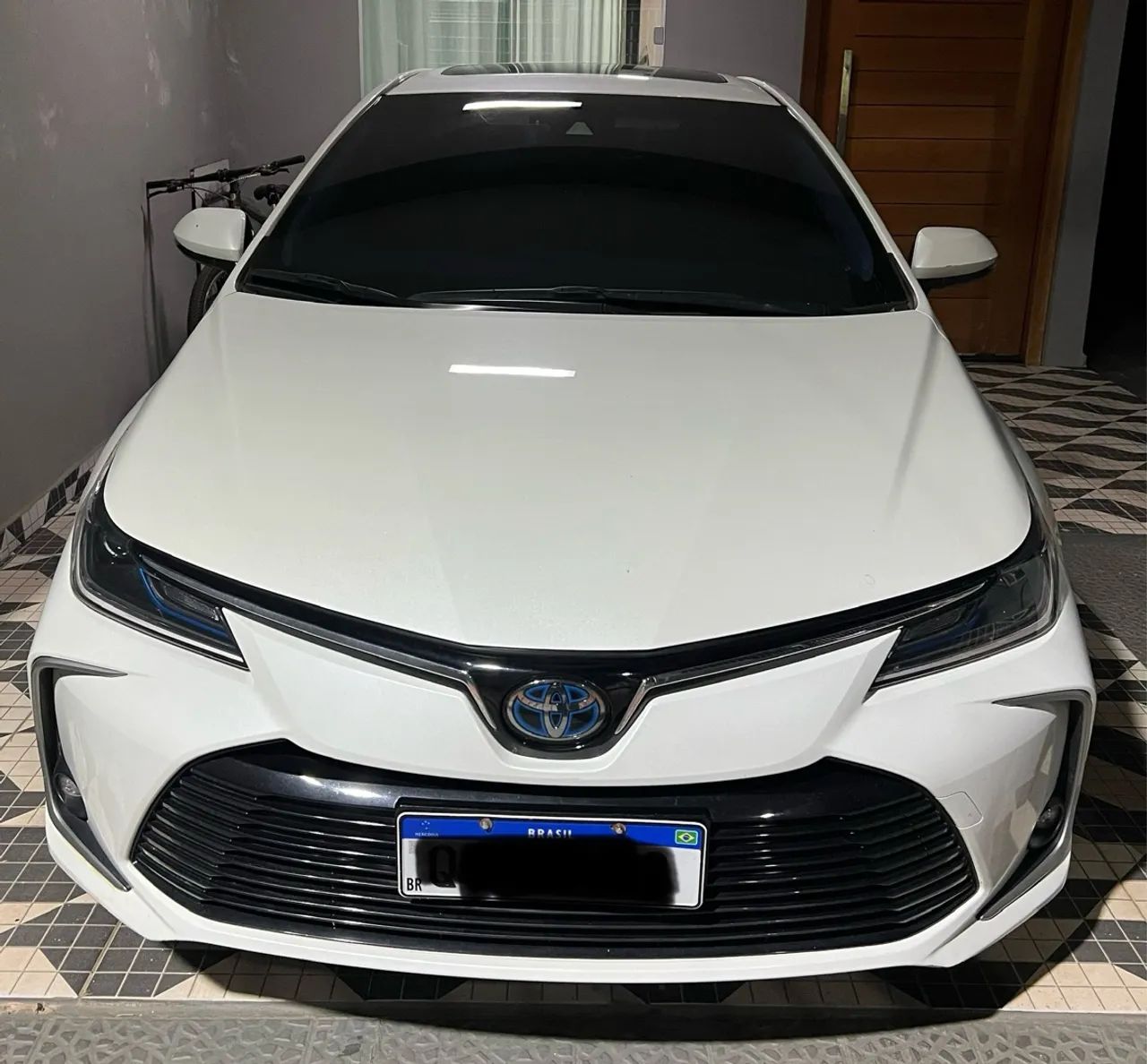 Toyota Corolla Altis Híbrido 2021