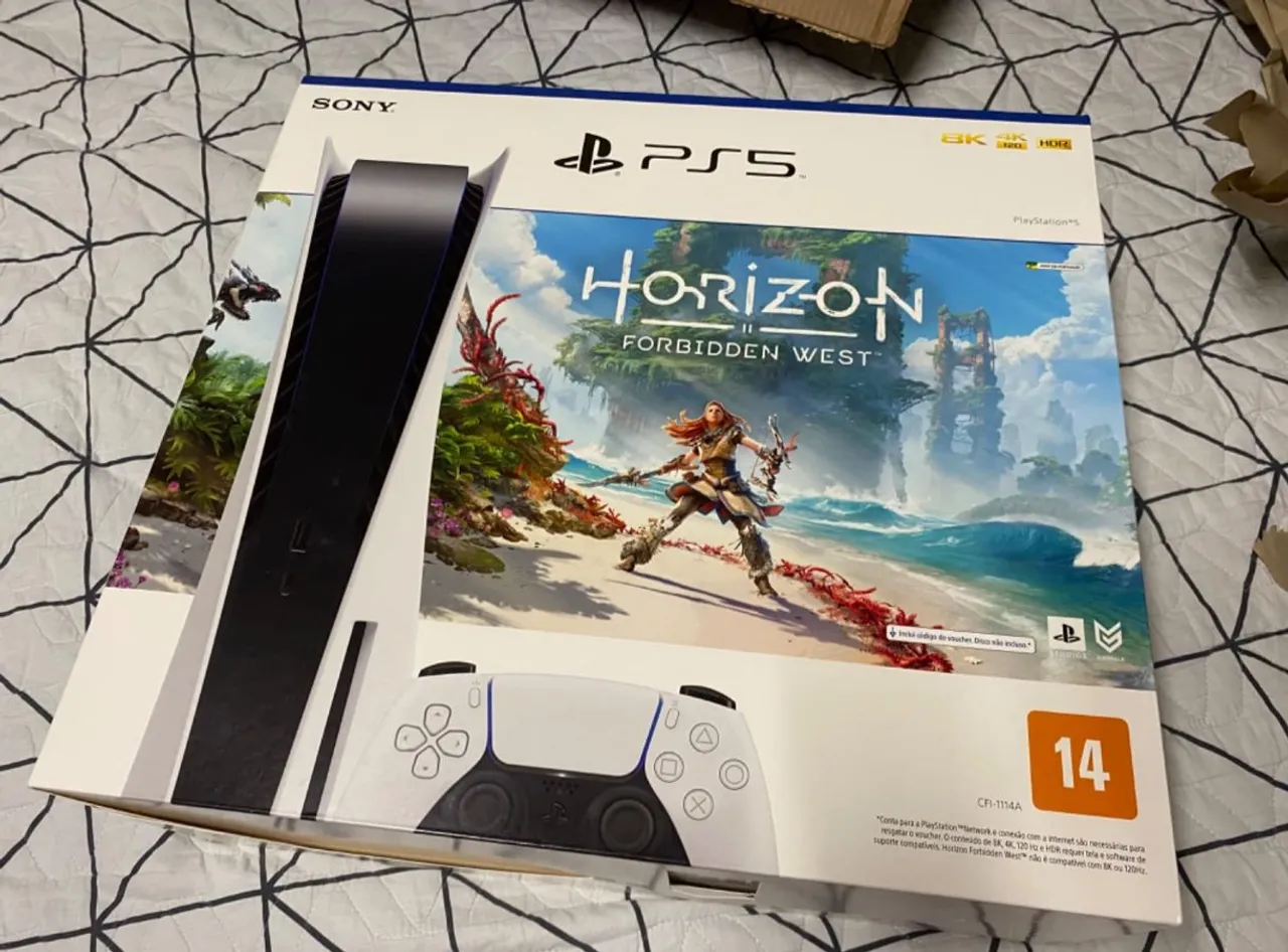Playstation 5 + versão Horizon West