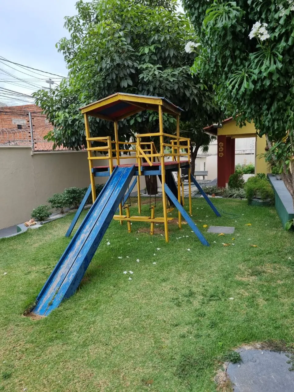 Apartamento em Antônio Bezerra