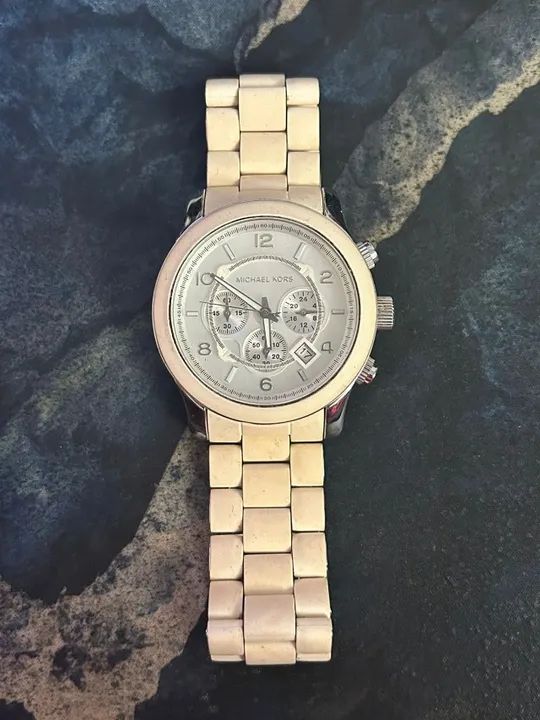Relógio Michael Kors Feminino MK-8108 - Foto 6