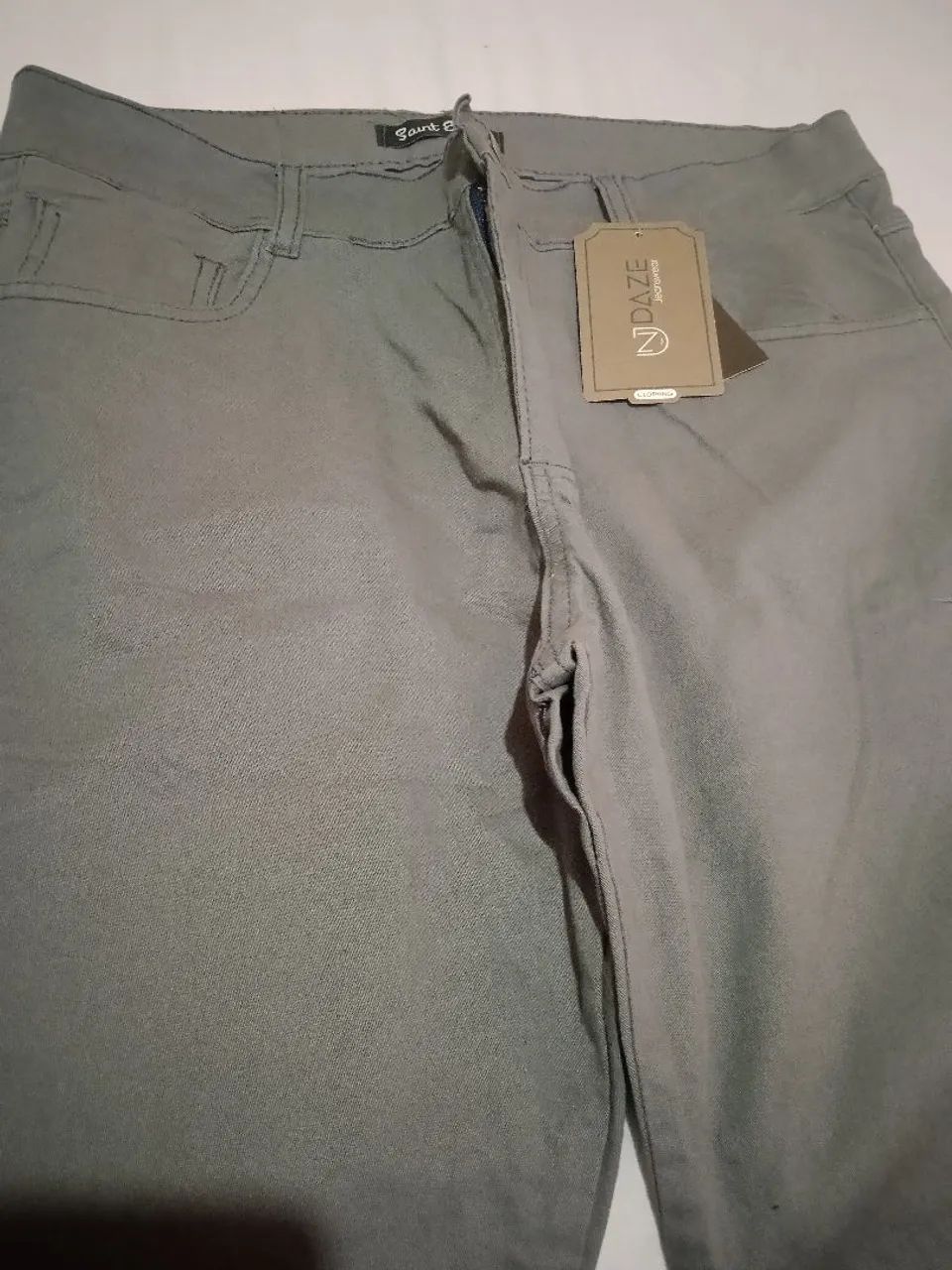 Calça masculina nova 