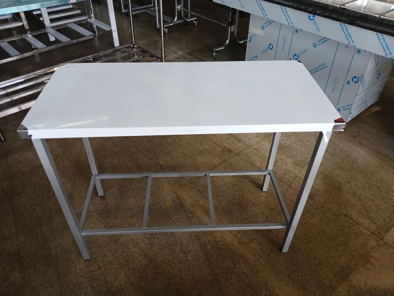 Mesa inox de apoio 110x50