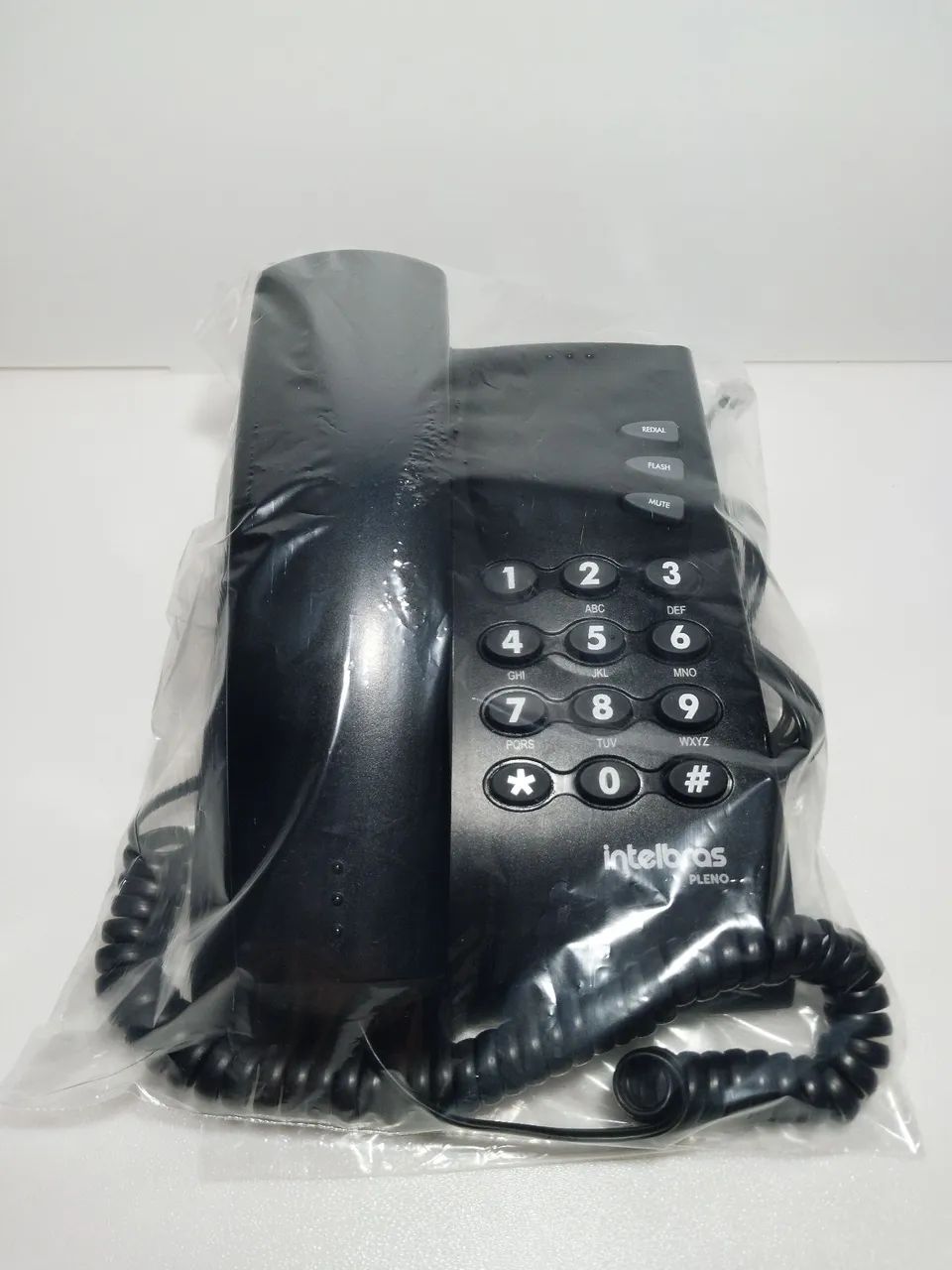 Telefone com fio Pleno da Intelbras, na cor preta.  - Foto 5