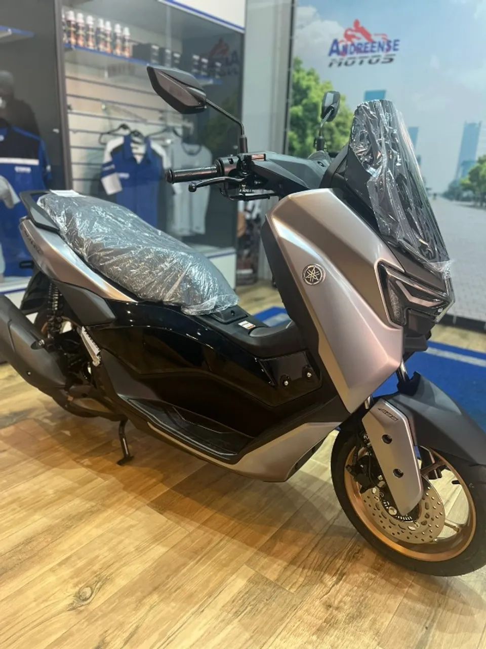 Nmax Connected 2025