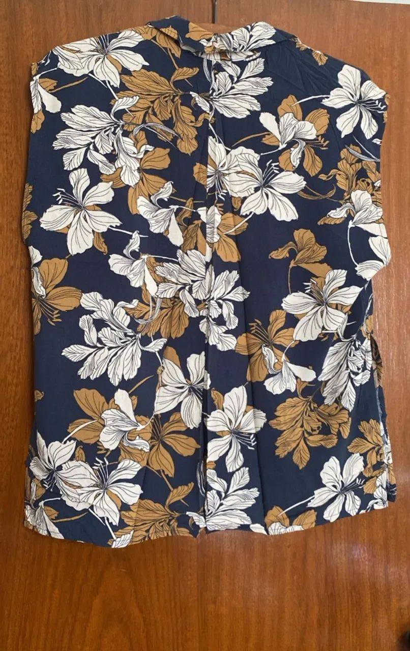 Blusa Regata Floral Zinzane - Foto 2