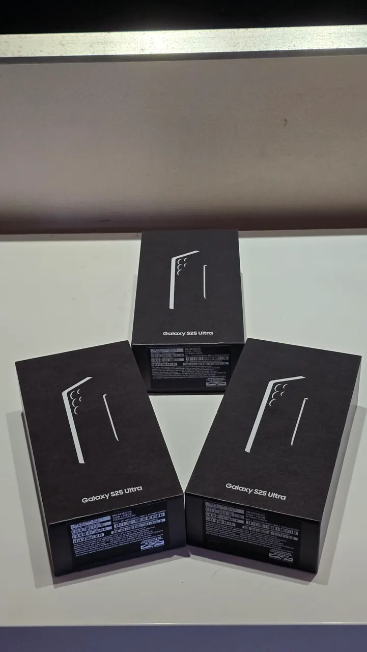 S25 ultra 256gb branco/ preto/ azul (LACRADO)