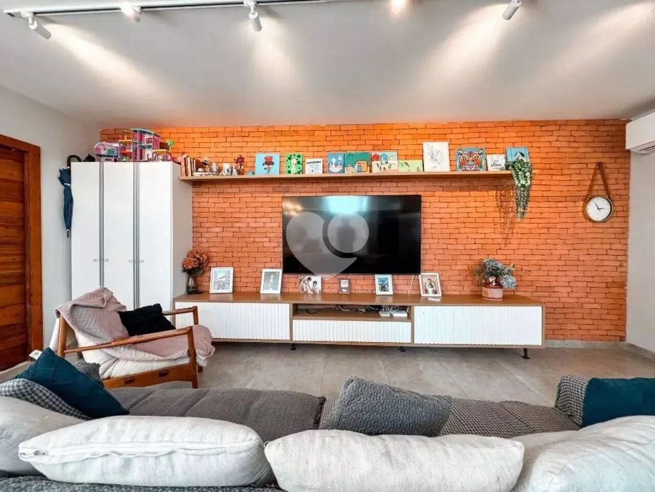 Imóvel para aluguel e venda possui 300 metros quadrados com 3 quartos - Foto 3