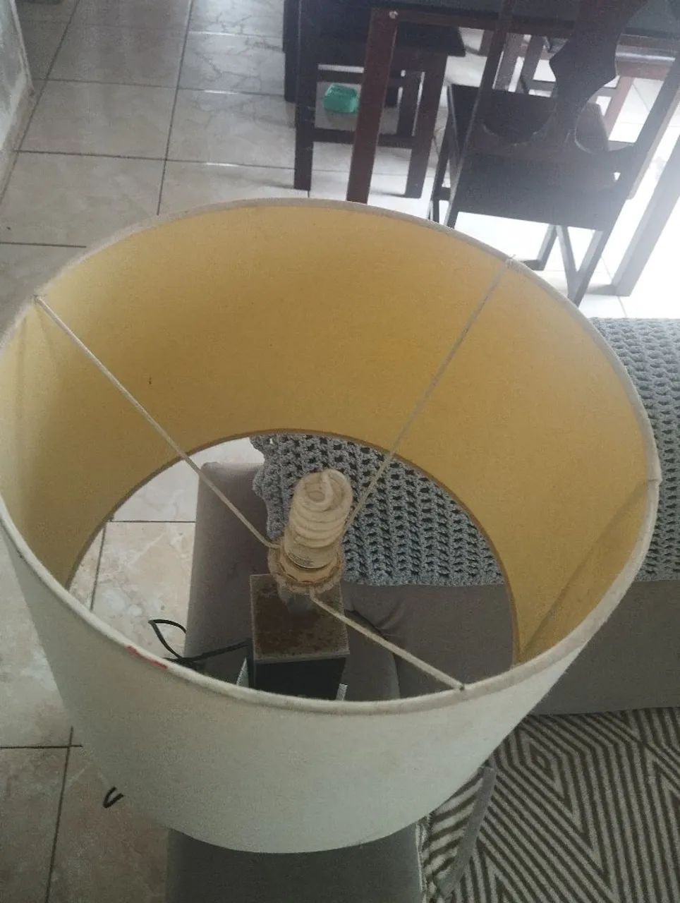 Abajur de mesa moderno - Foto 2
