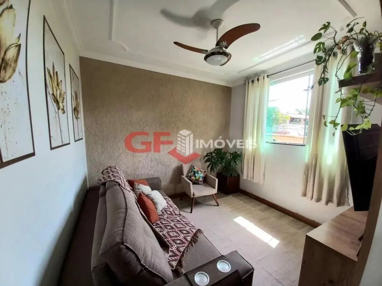 EXCELENTE CASA GEMINADA A VENDA NO SANTA MONICA 3 QUARTOS SUITE - Foto 2