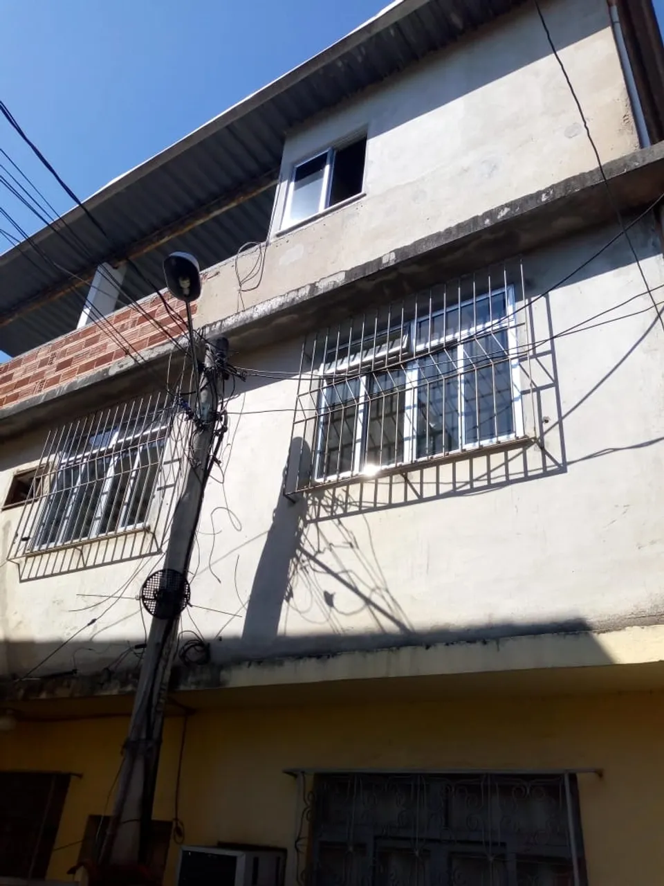 Casa para aluguel e venda com 120 m² com 2 quartos em Coelho Neto - Rio de Janeiro - RJ
