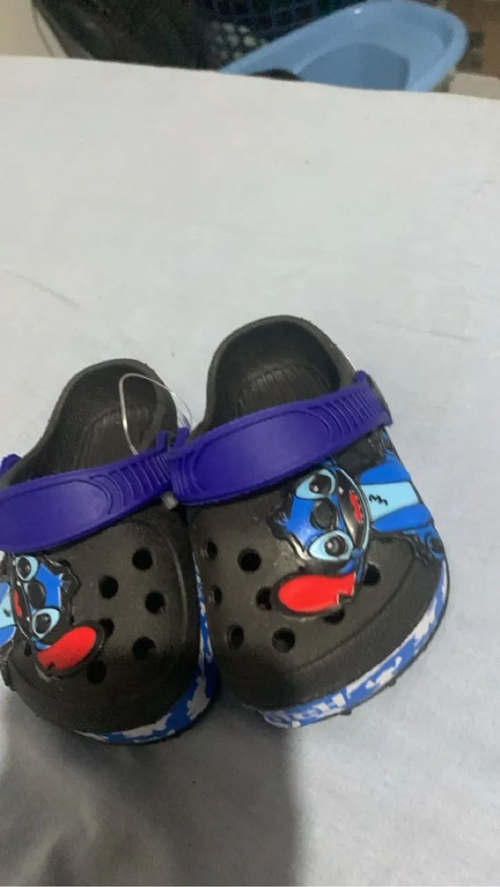 Crocs Infantil Stitch - Conforto e Estilo para os Pequenos!