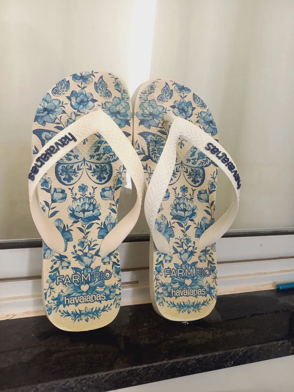 Havaianas Farm Rio Floral - Tamanho 35/36