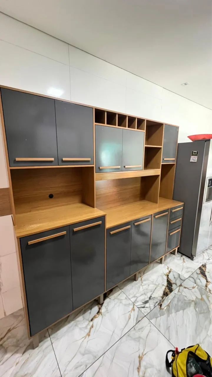 Armário de cozinha 2,18L 