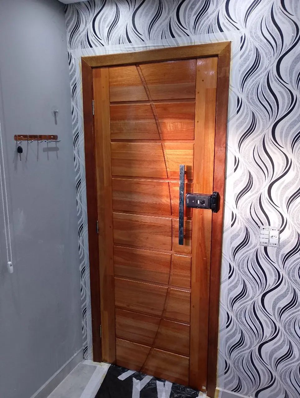 Instalador de Portas de Madeira 