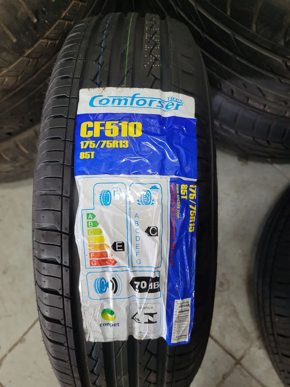 Pneu Comforser 175/75 aro 13