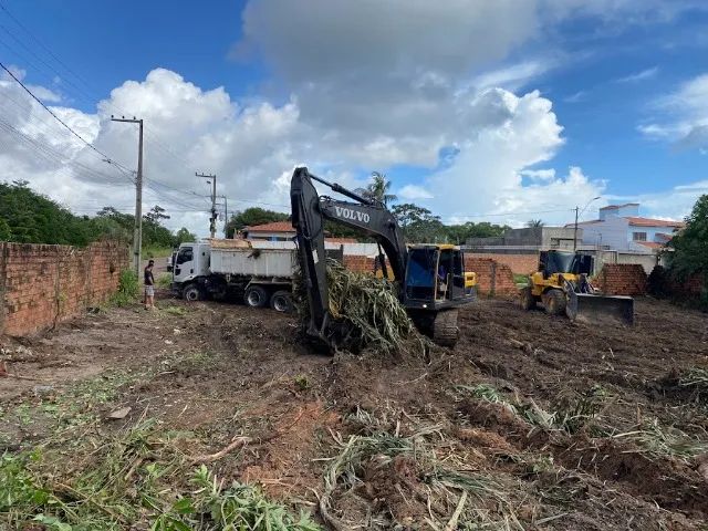 limpeza de terreno e terraplenagem  - Foto 5